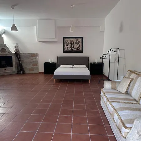 Henry 2 - Relaxing Retreat * Noto