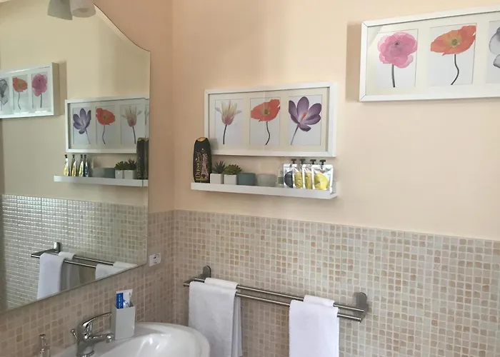 Henry 2 - Relaxing Retreat * Noto